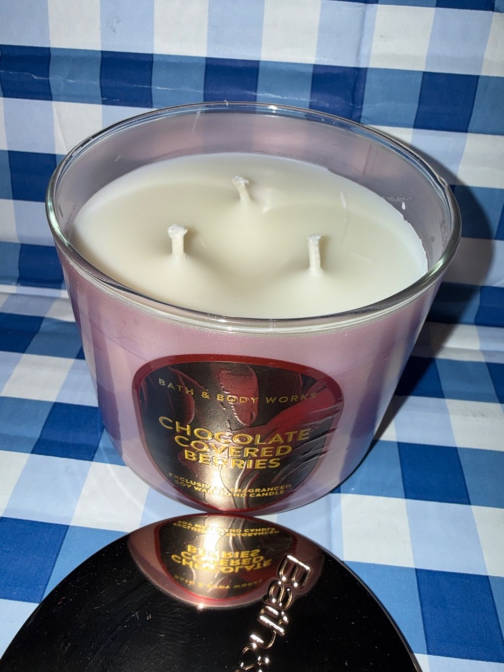 Chocolate covered berries candle
